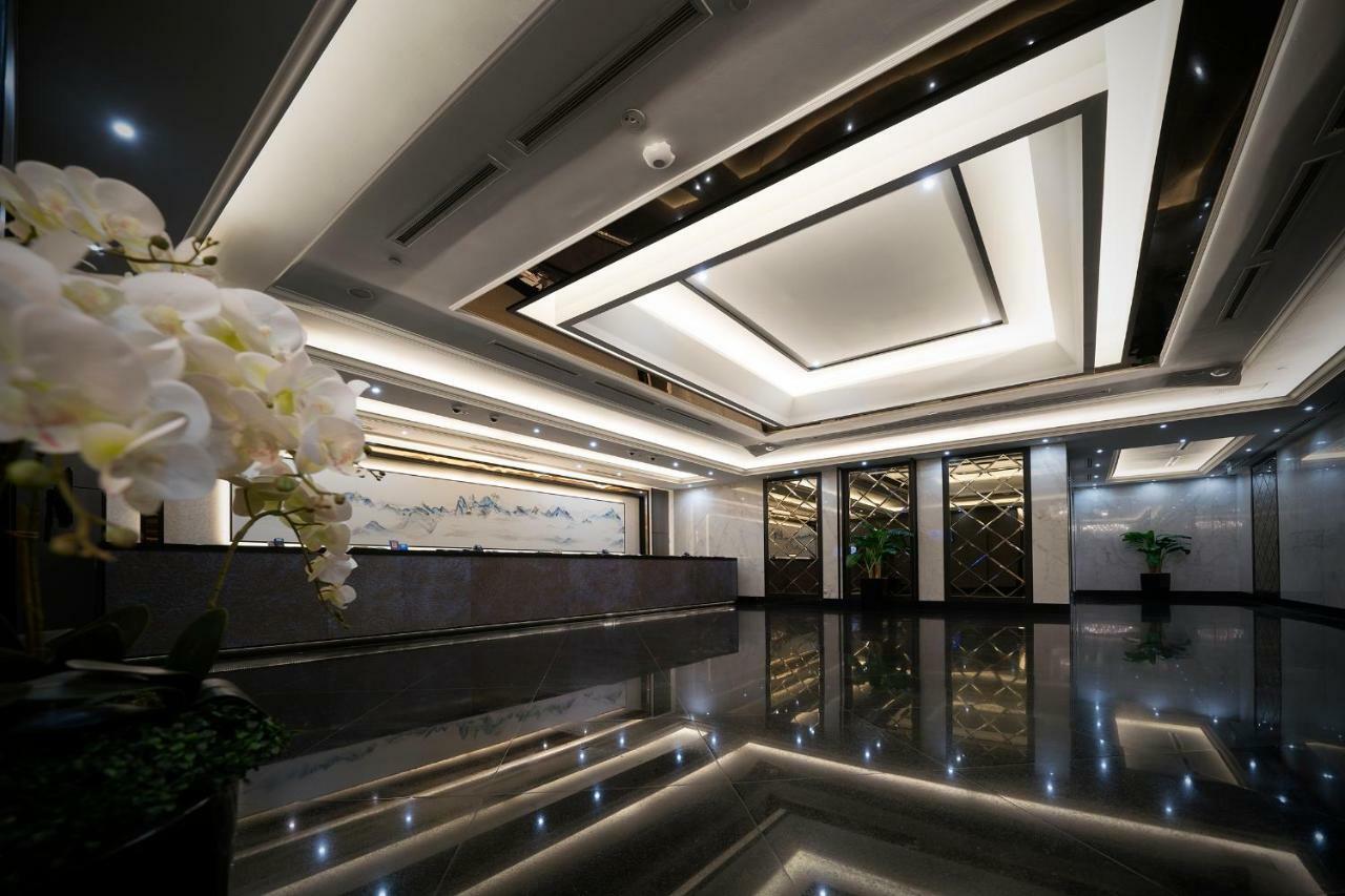 V Hotel Lavender Szingapúr Kültér fotó